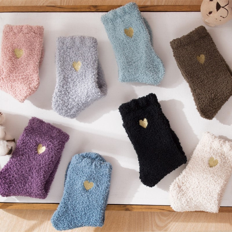 秋冬刺繡愛心珊瑚絨襪