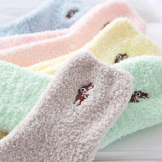 日系刺繡女襪鹿珊瑚絨襪加絨加厚家居襪秋冬女襪小貓保暖襪