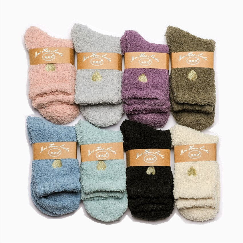 秋冬刺繡愛心珊瑚絨襪